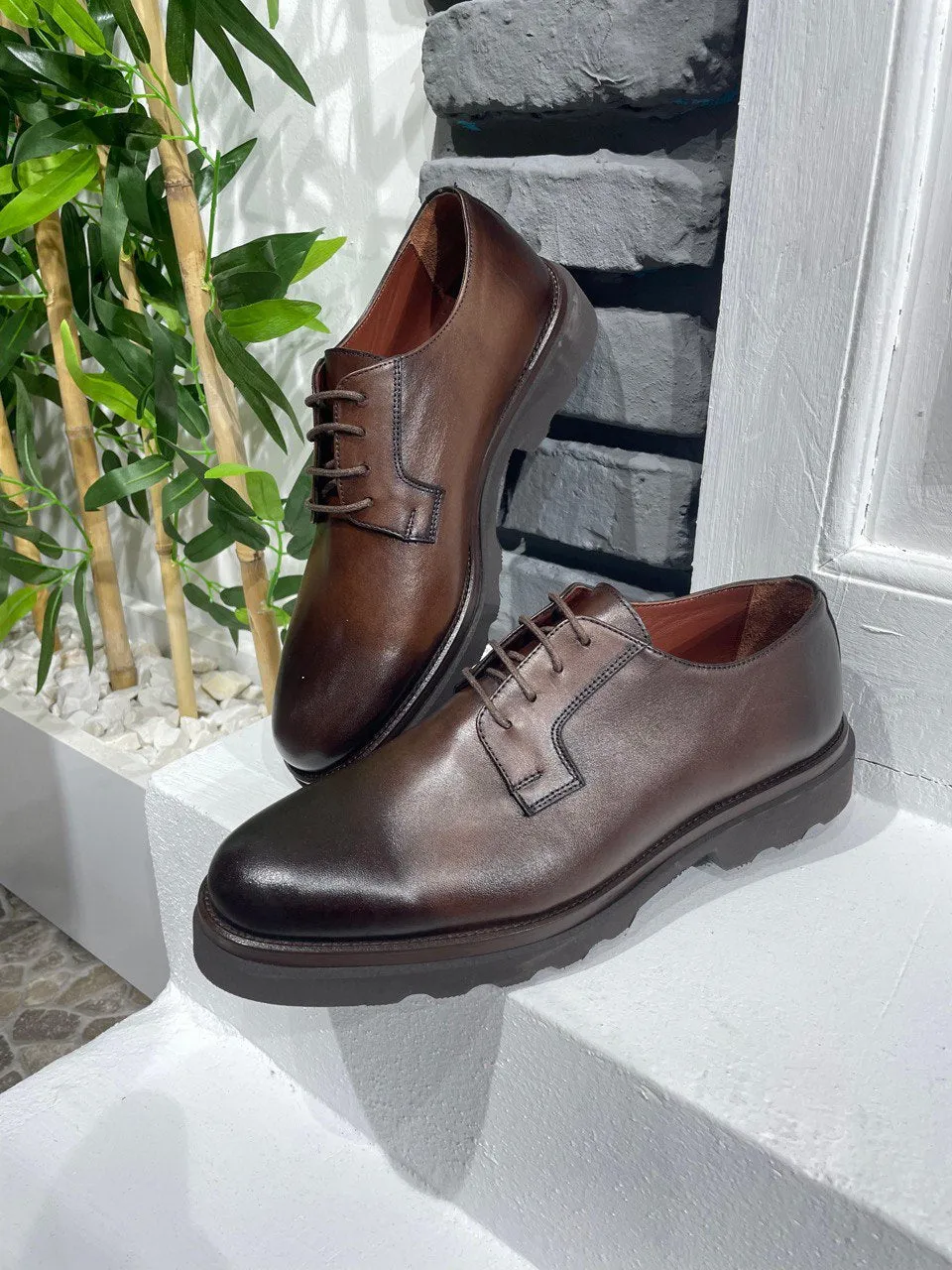 Barren Brown Shoes