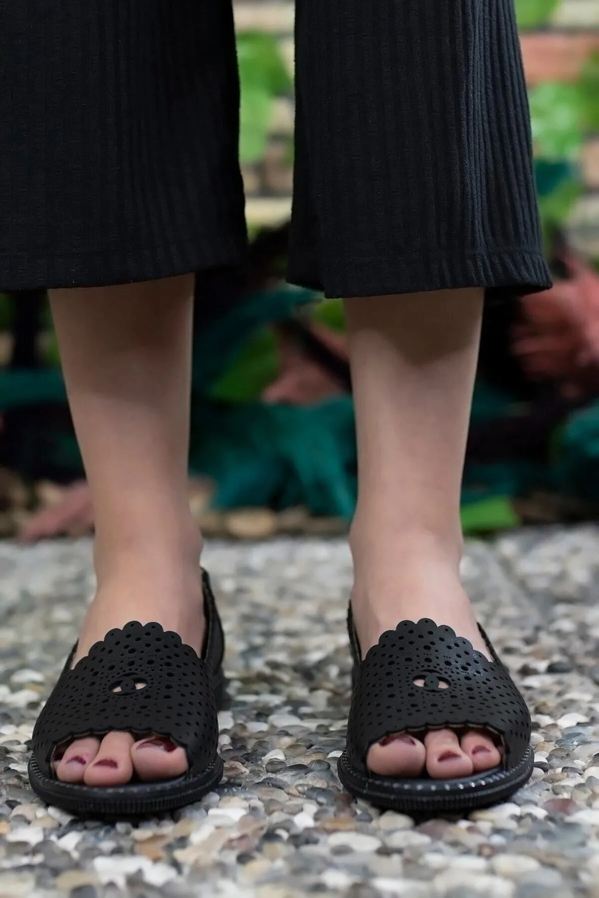Black Woman Daily Shoes 0012504