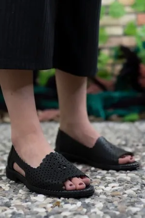 Black Woman Daily Shoes 0012504