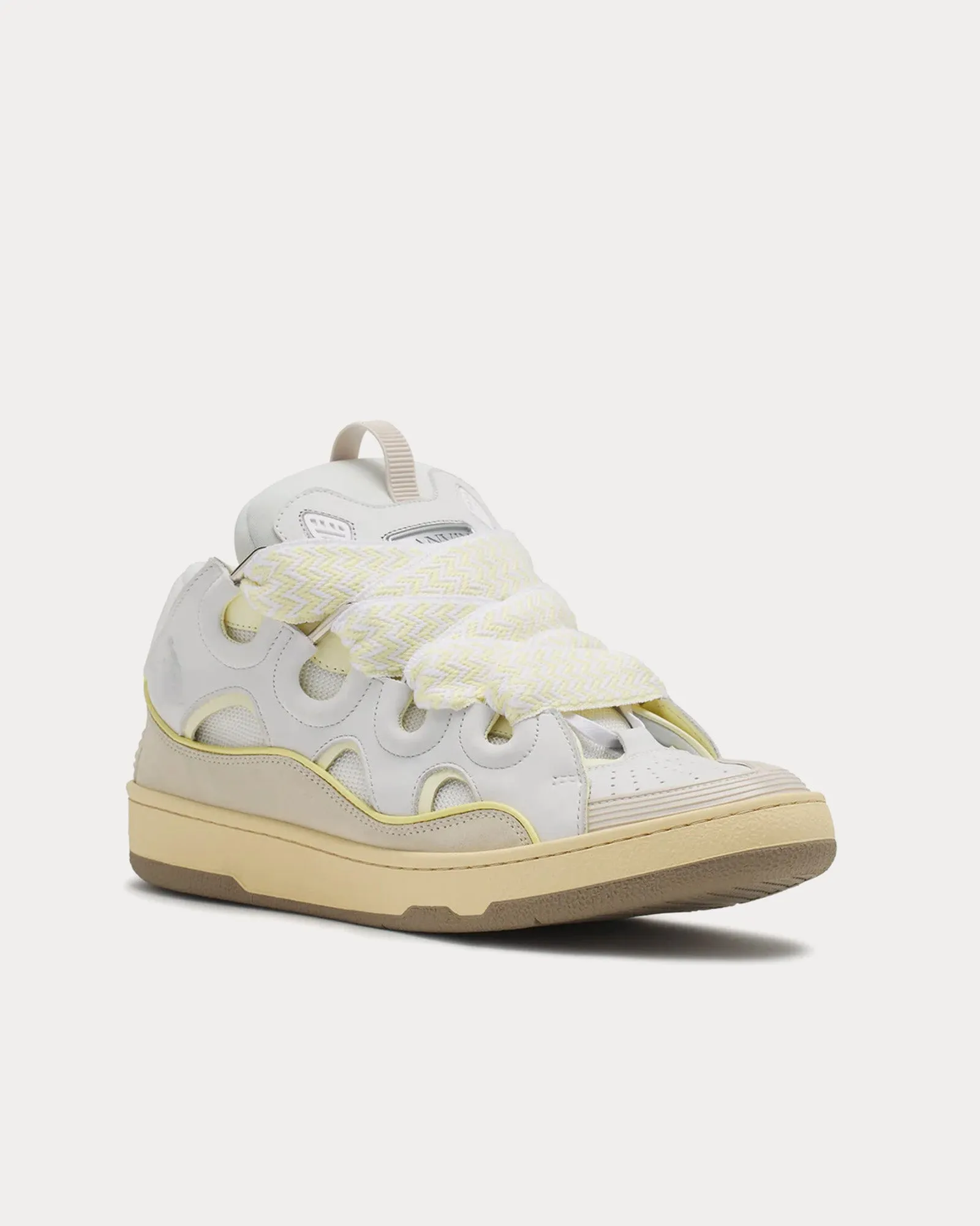 Curb Leather White / Beige Low Top Sneakers