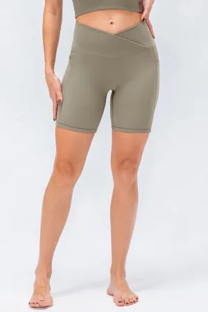In Action V-Waistband Active Shorts