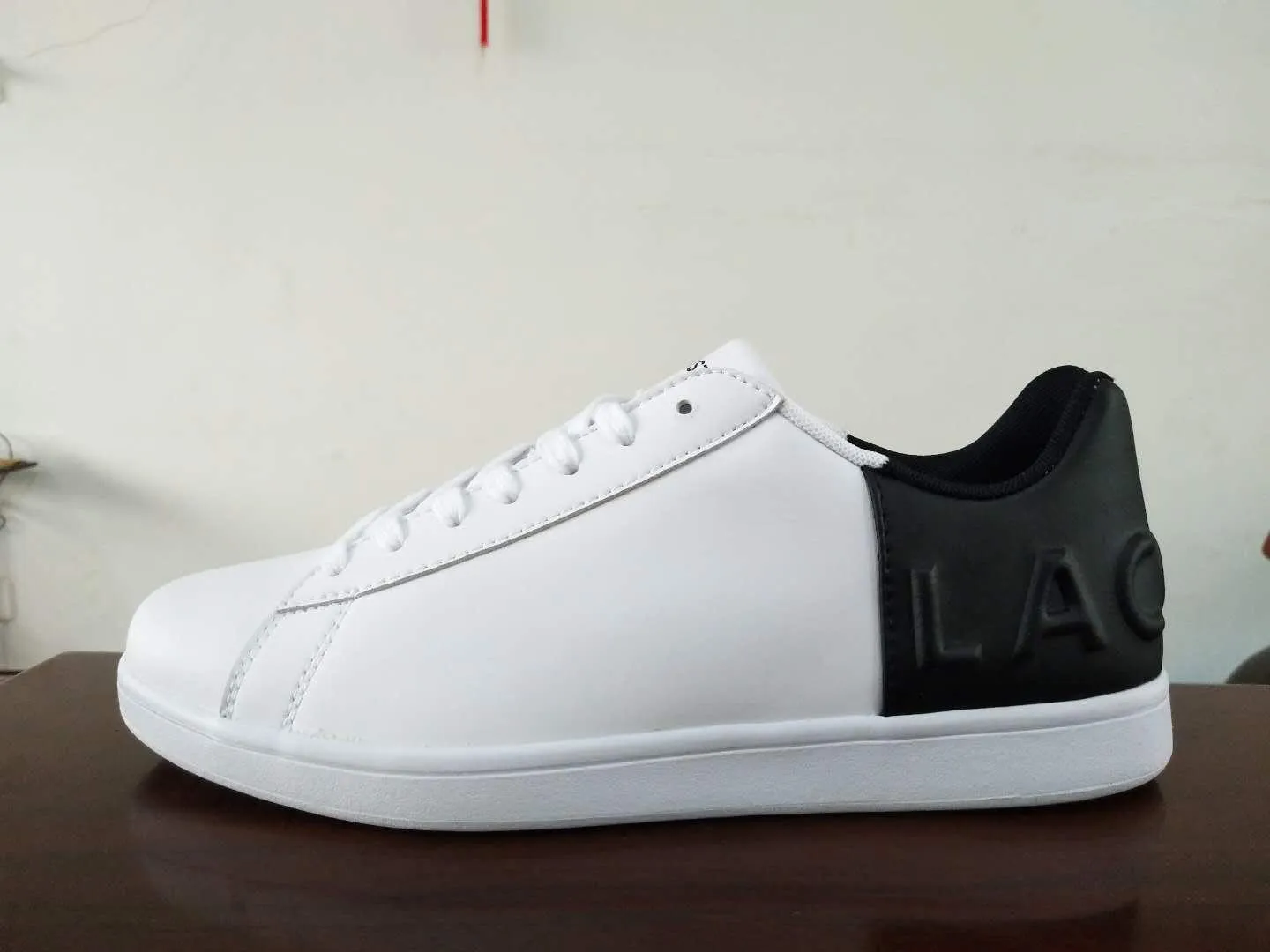 Lacoste White/Black Carnaby Crested Logo Sneaker
