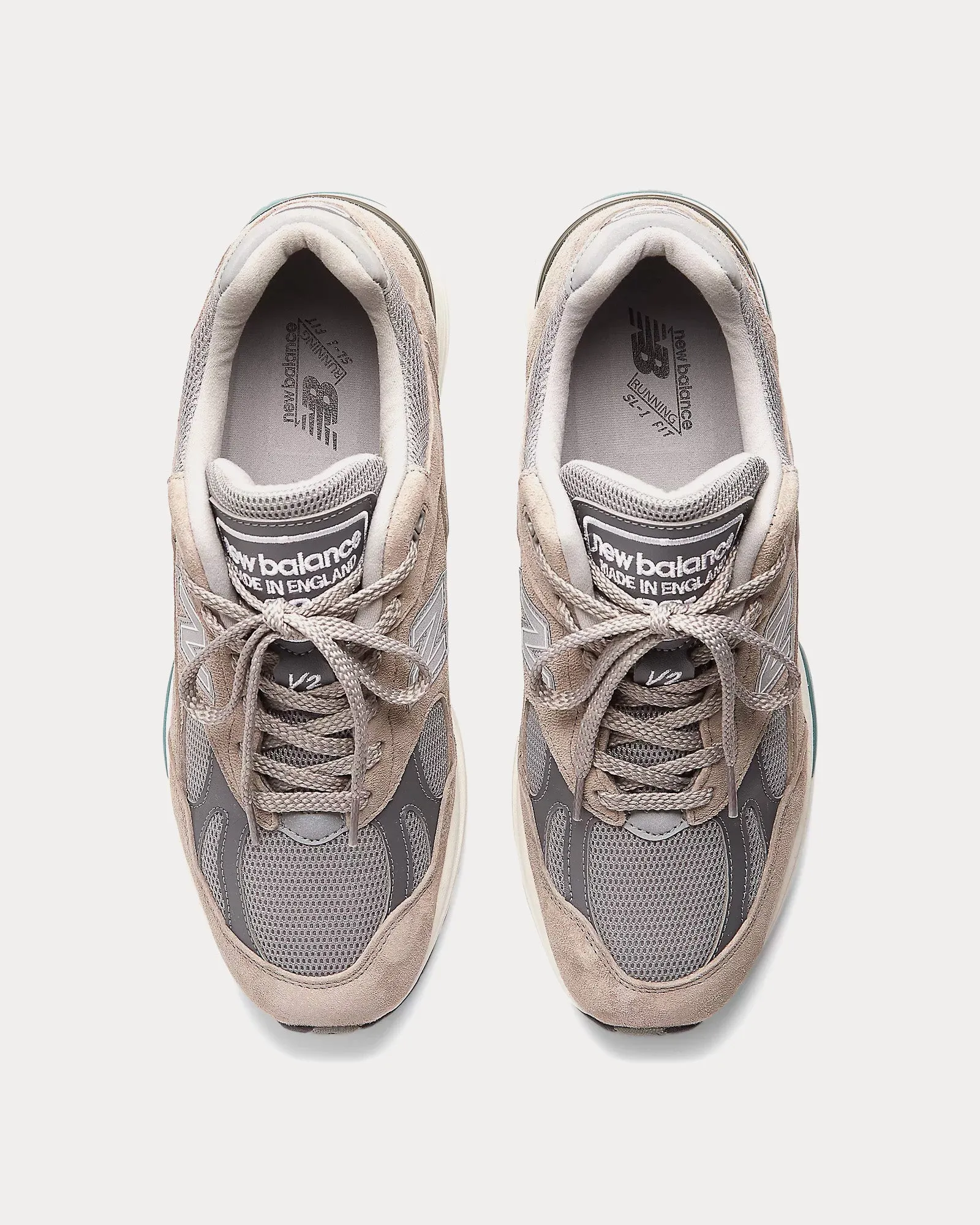 MADE in UK 991v2 Rock Ridge / Alloy / Silver Low Top Sneakers