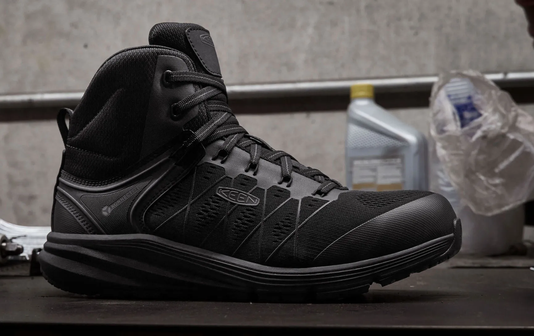 Men's Vista Energy Mid (Carbon Toe)  |  Black/Raven