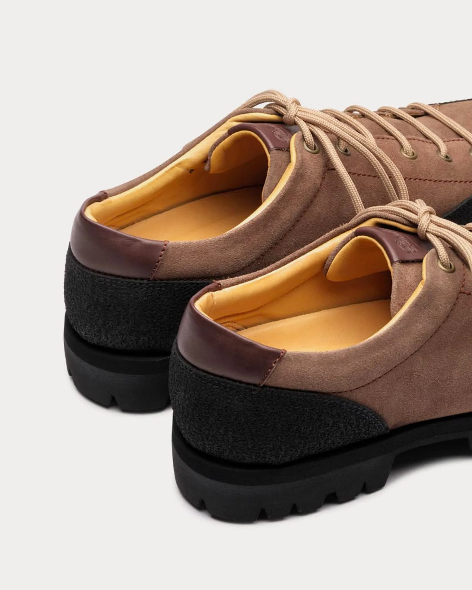 Montana Suede Brown / Black Hiking Shoes