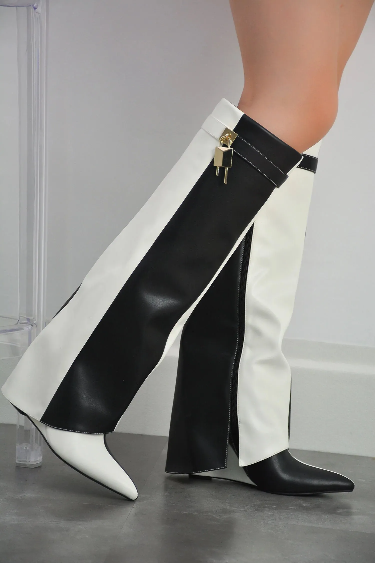 Shark Padlock Boots Valeri-5 Cape Robbin