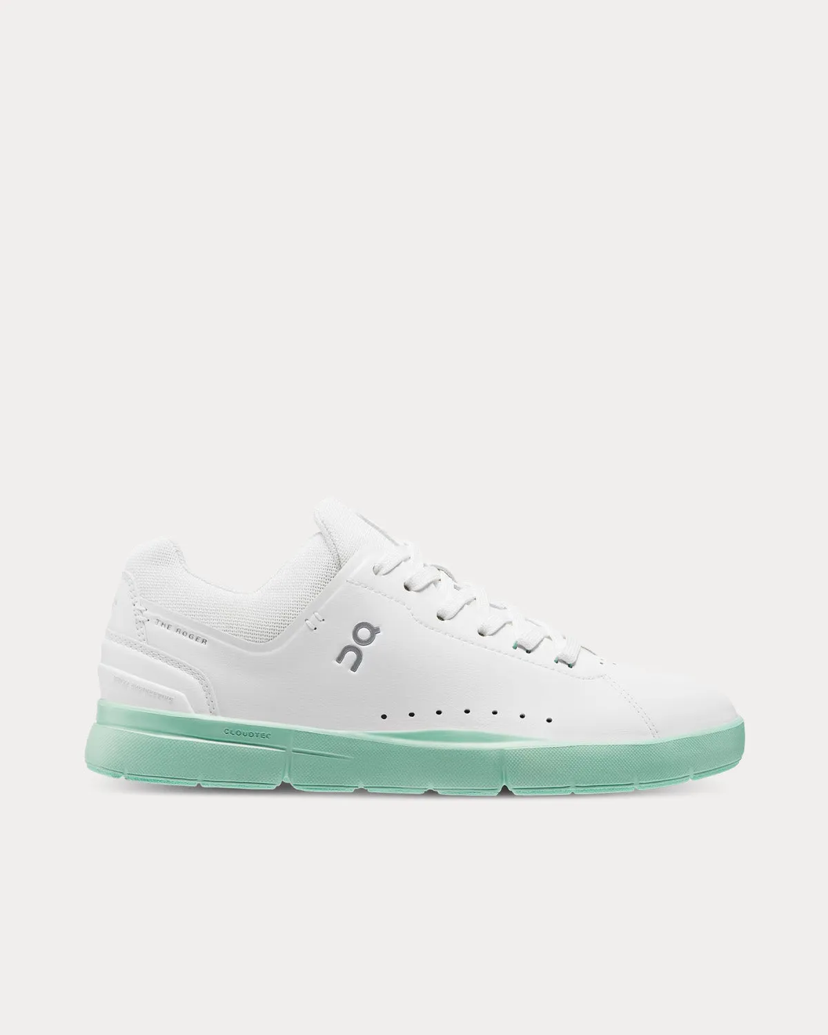 The Rodger Advantage White / Creek Low Top Sneakers
