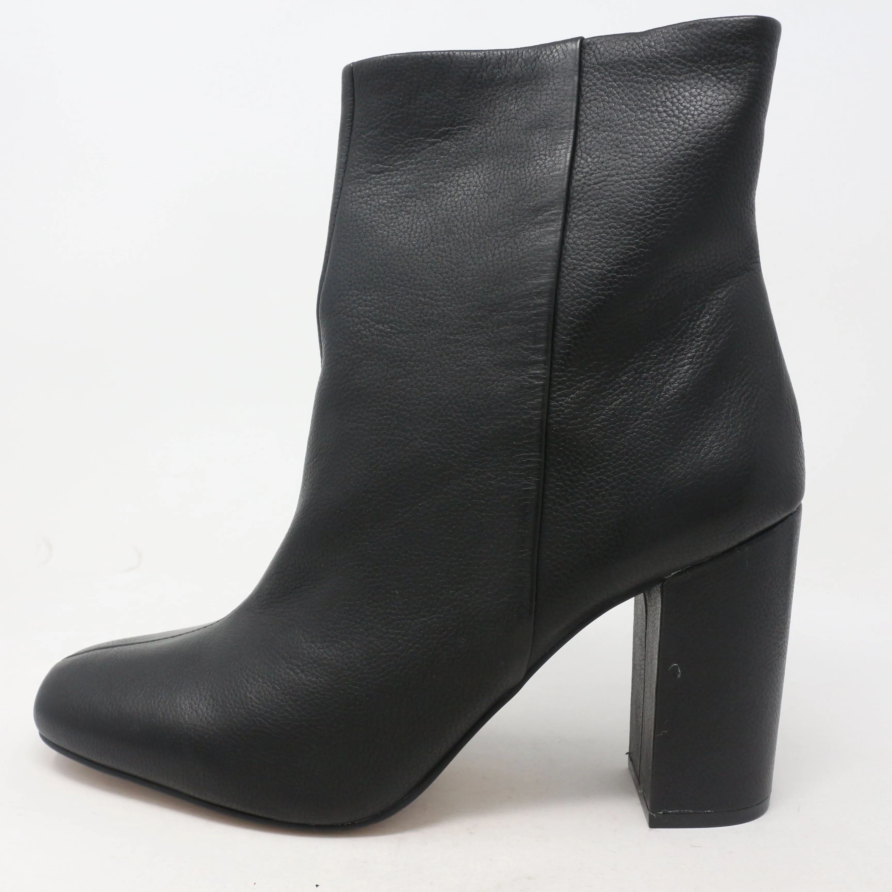 Vince Camuto Dannia Black Boots  / New With Box